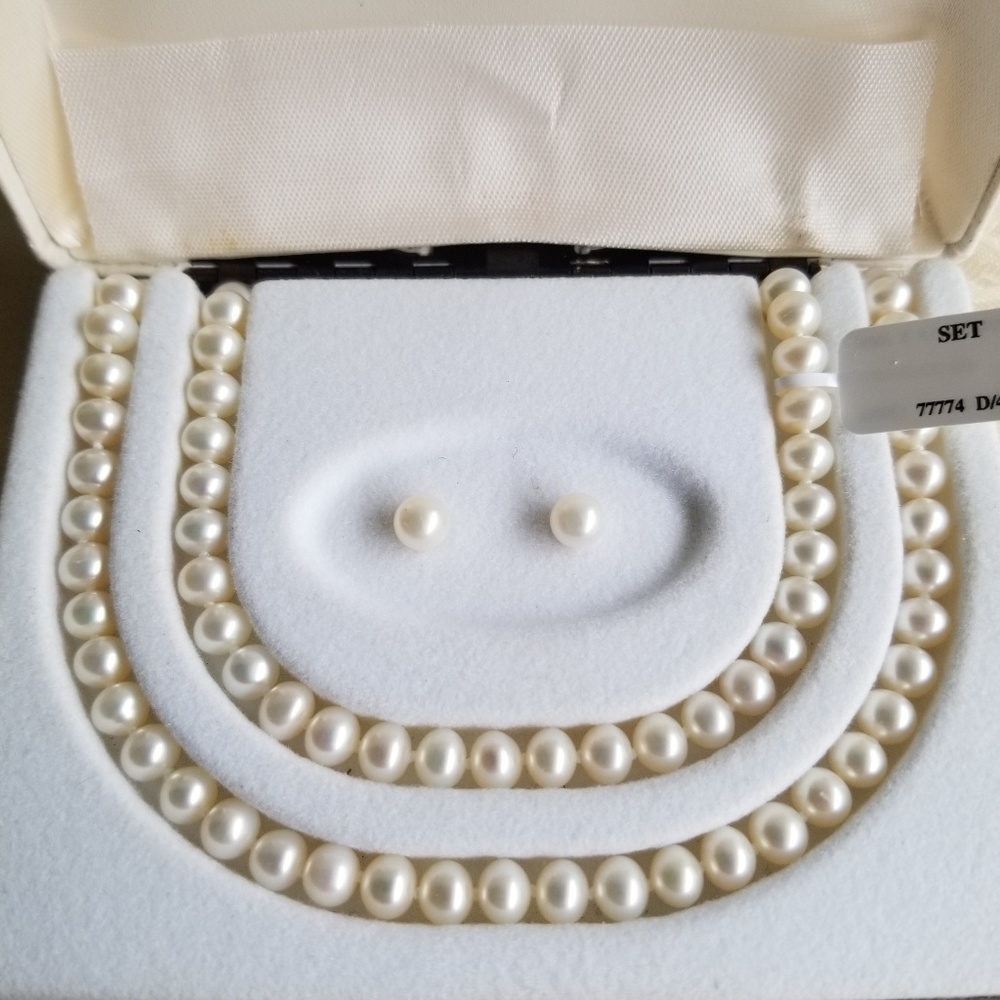 🛍 Elegant Cultured Pearl with Gold Gift Set 👑
